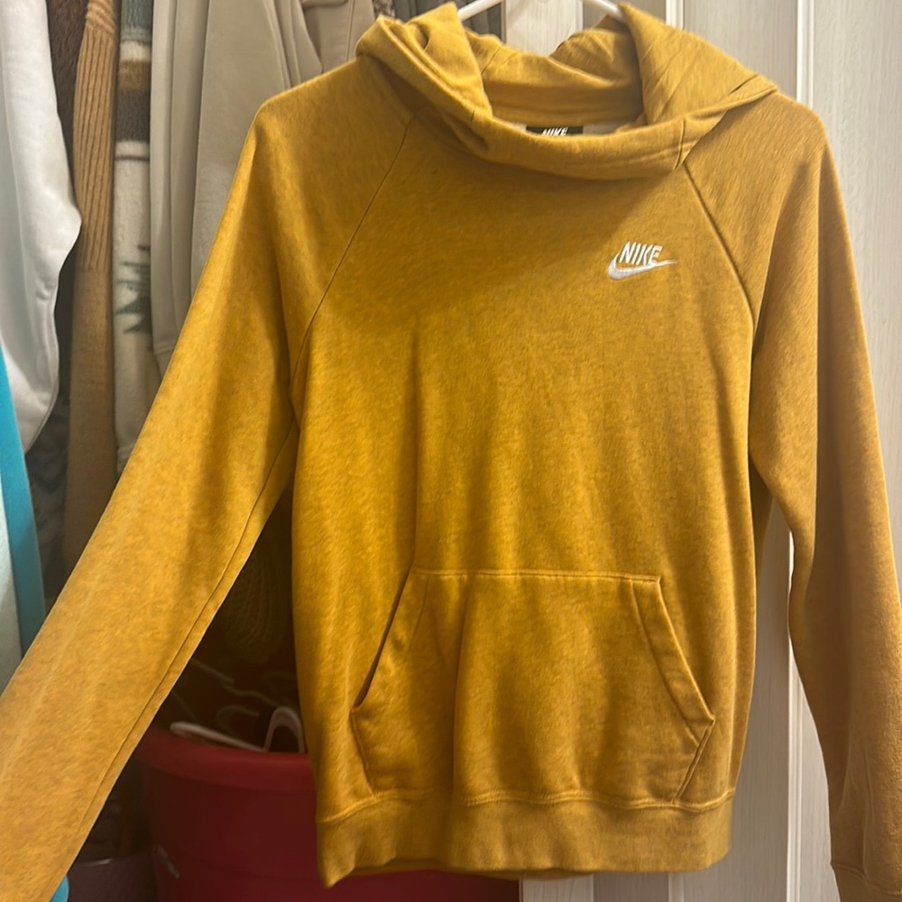 Women’s xs nike hoodie